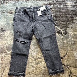 a.n.a Distressed Black Cropped Jeans